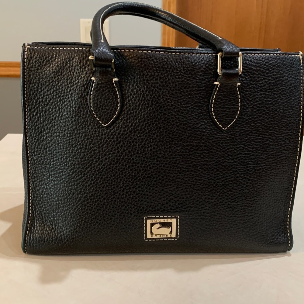 Dooney & Bourke Black Pebble Grain Janine Handbag